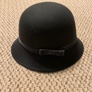 Janie & Jack Charcoal Gray Cloche Hat size 6-8